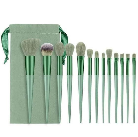 13 Pcs Makeup Brush with Pouch Set.